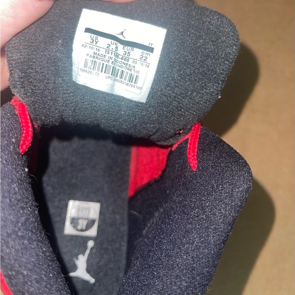 Air Jordan 12 Retro PS 'Gym Red' - Red & White 
Size US 3 = UK 2.5 / EUR 35 - Picture 6 of 7